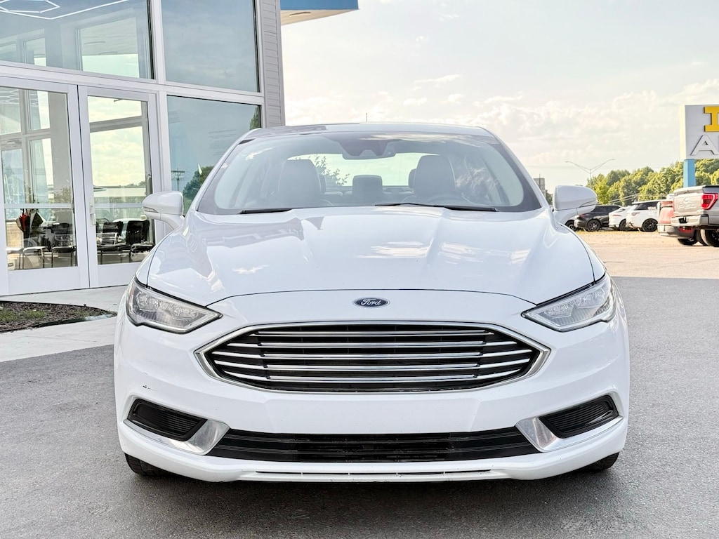 Used 2018 Ford Fusion Hybrid SE Sedan