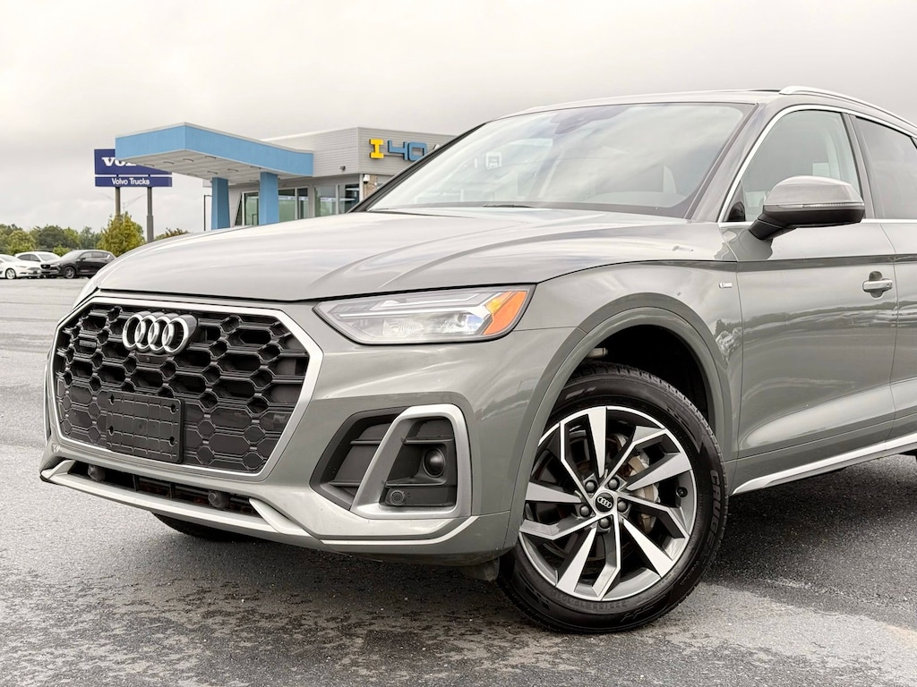Used 2023 Audi Q5 45 S Line Premium SUV