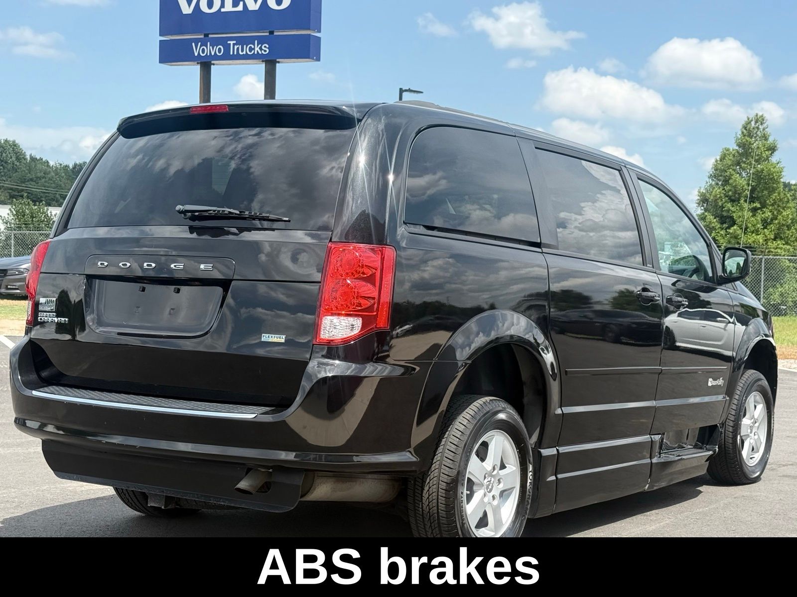 2013 Dodge Grand Caravan SXT - Photo 8