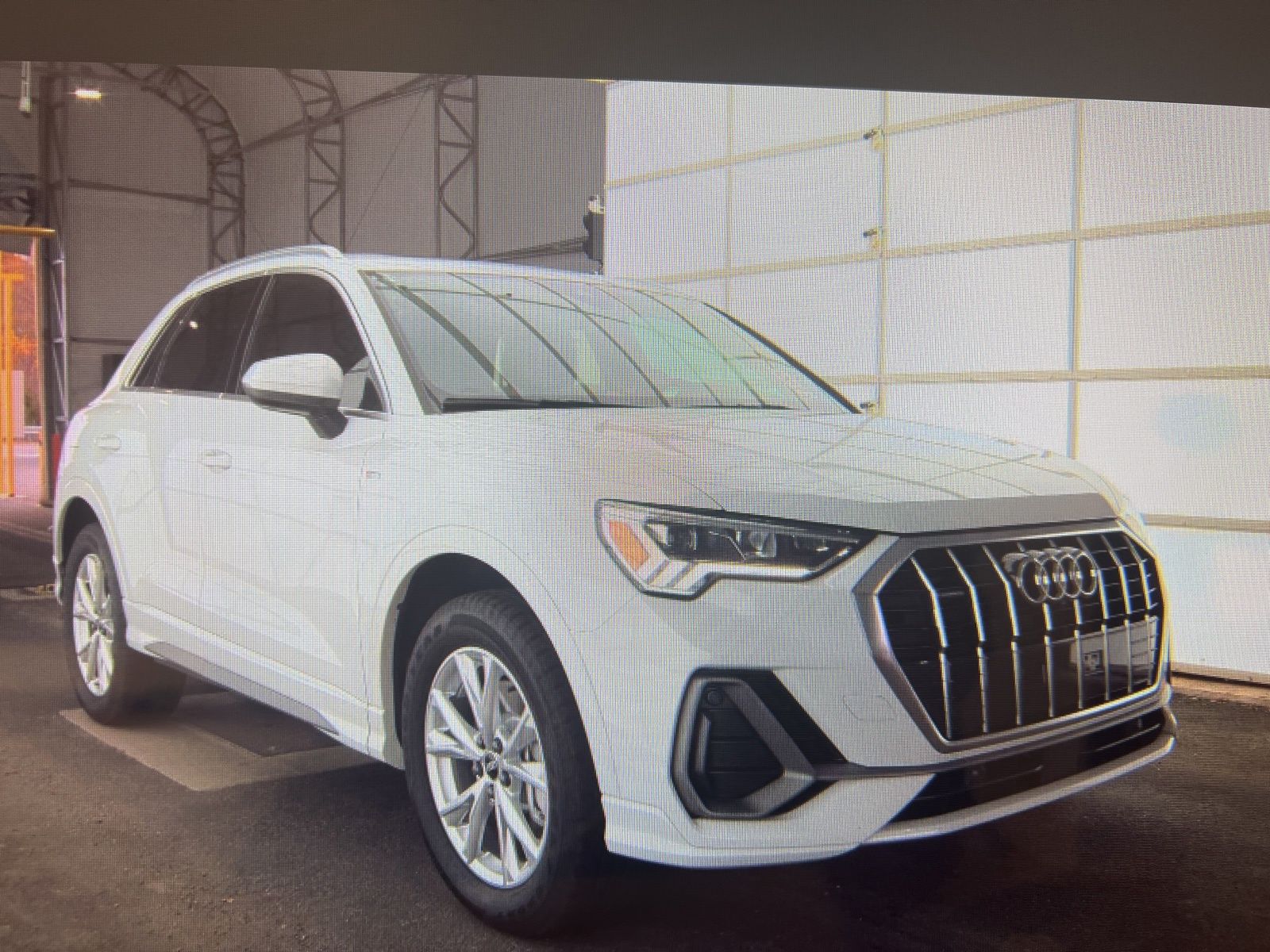 2023 Audi Q3 S line Premium Plus photo 4