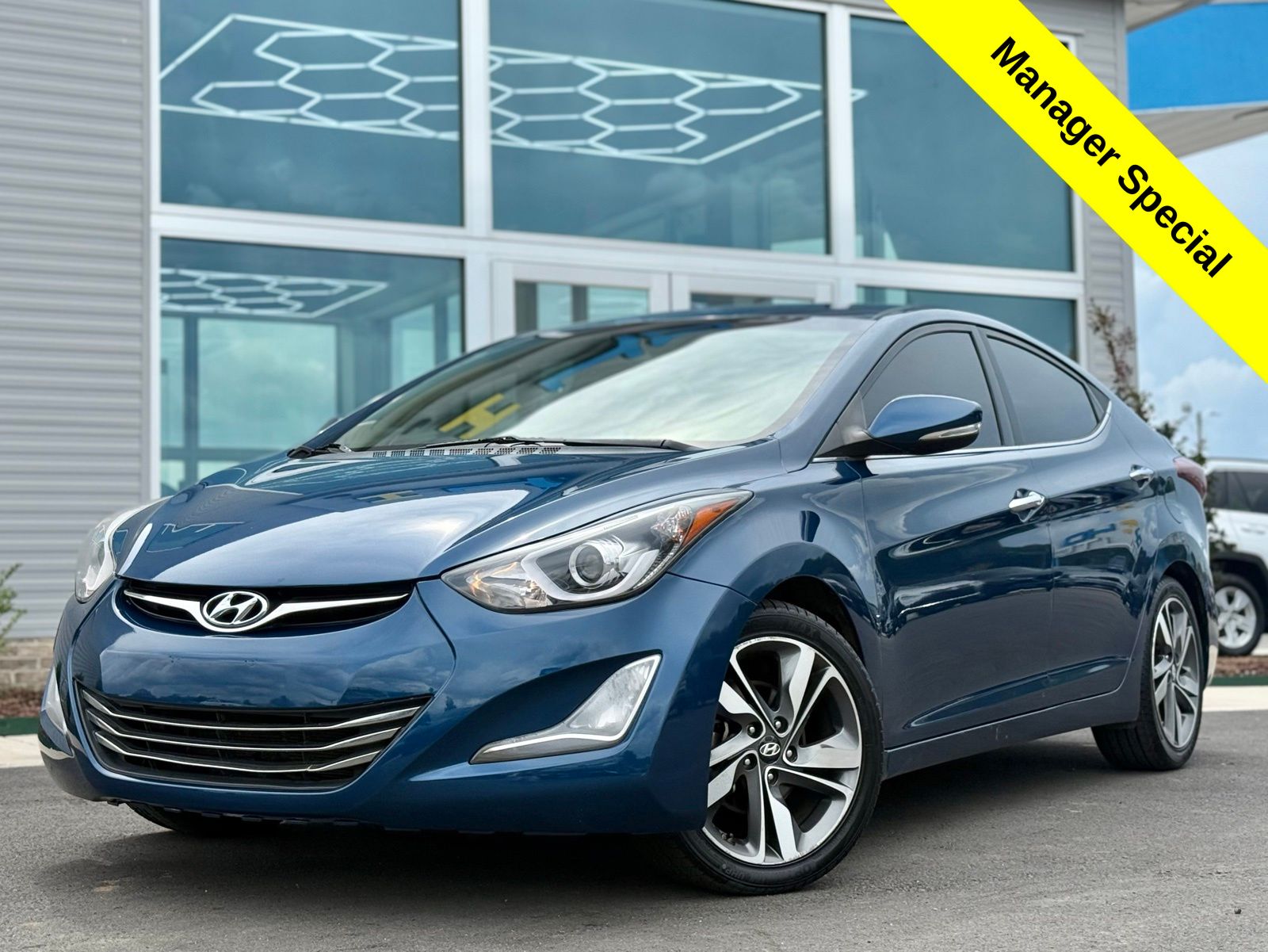 2014 Hyundai Elantra Limited's photo