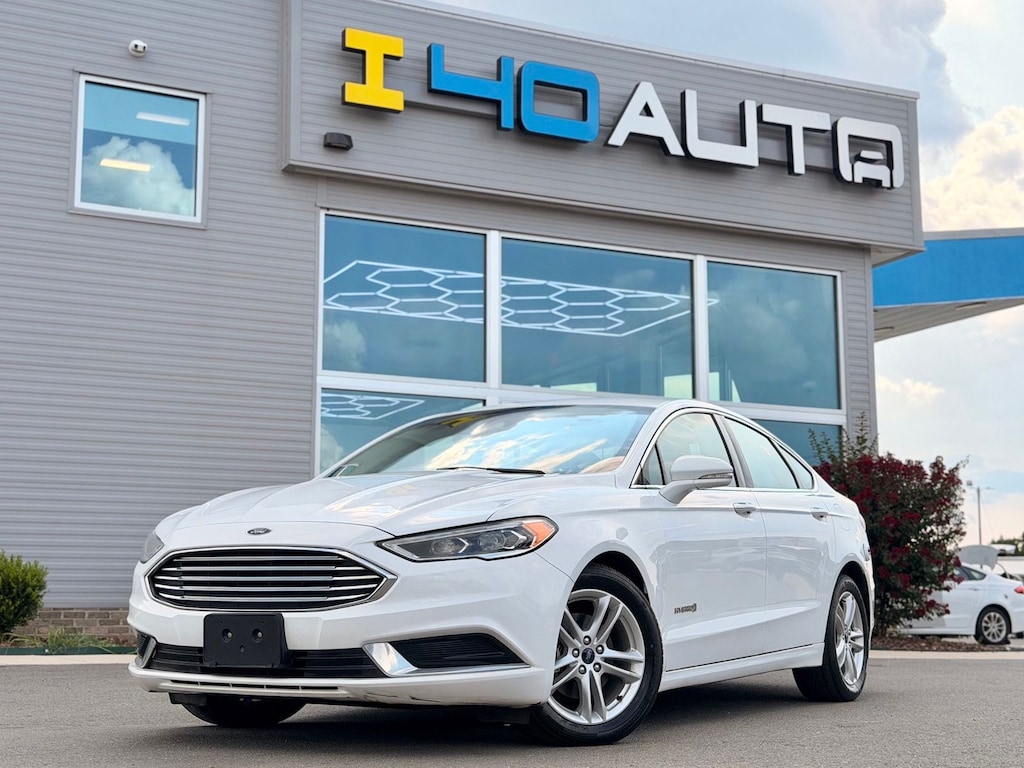 Used 2018 Ford Fusion Hybrid SE Sedan