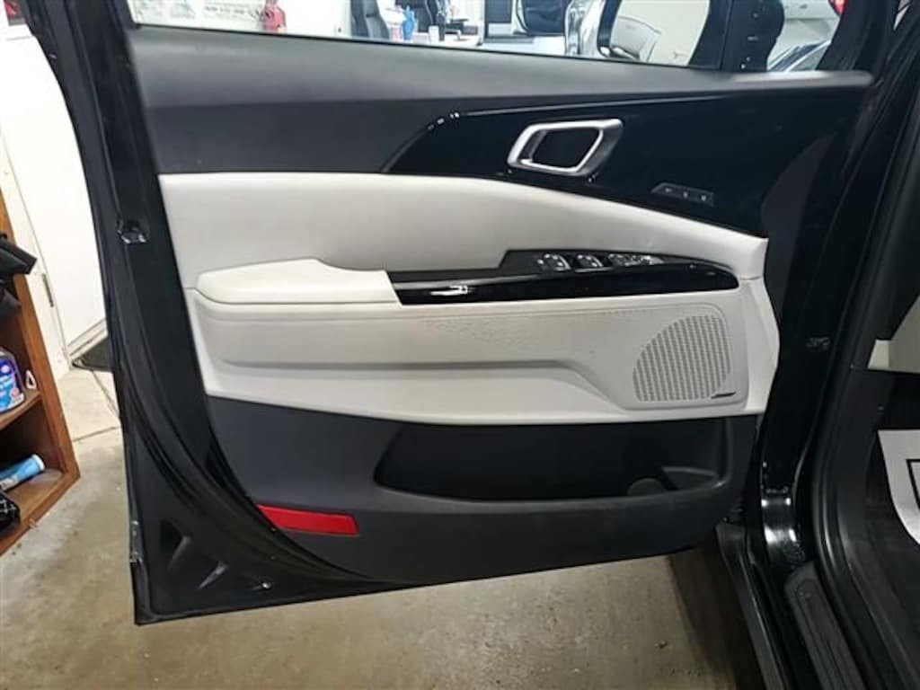 Used 2022 Kia Carnival SX Prestige Minivan/Van