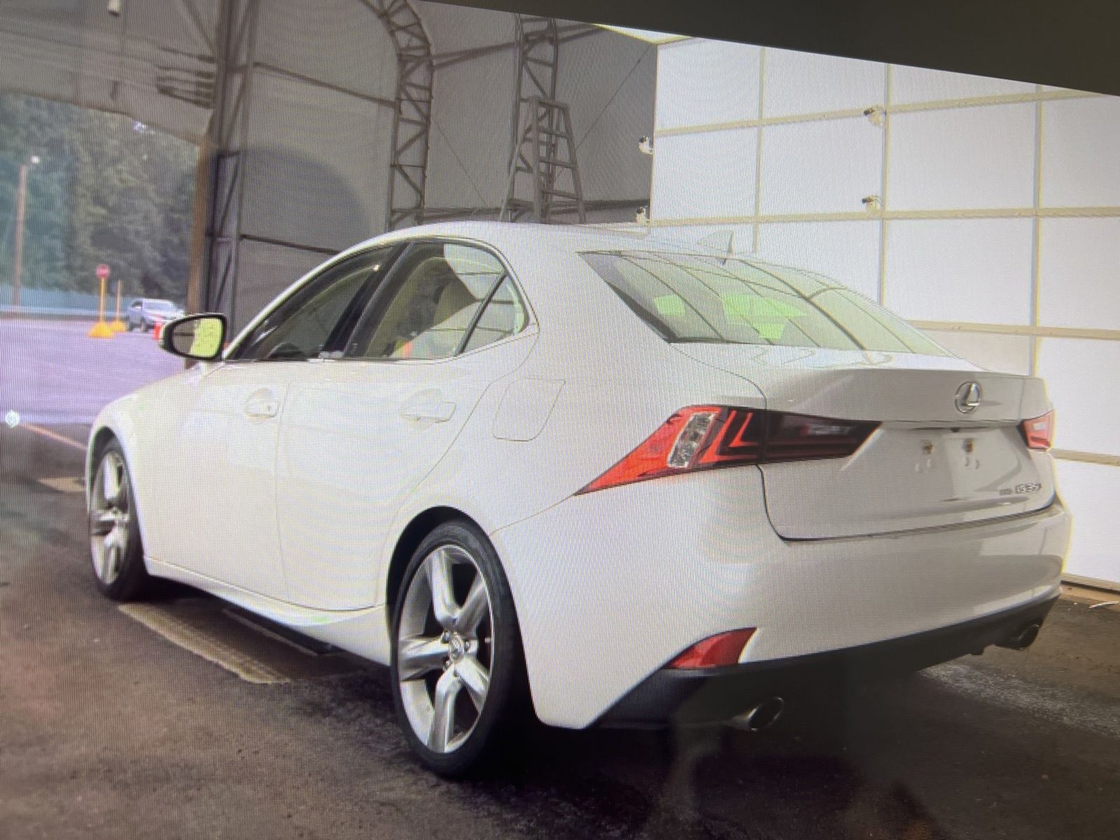 2014 Lexus IS 350 photo 3