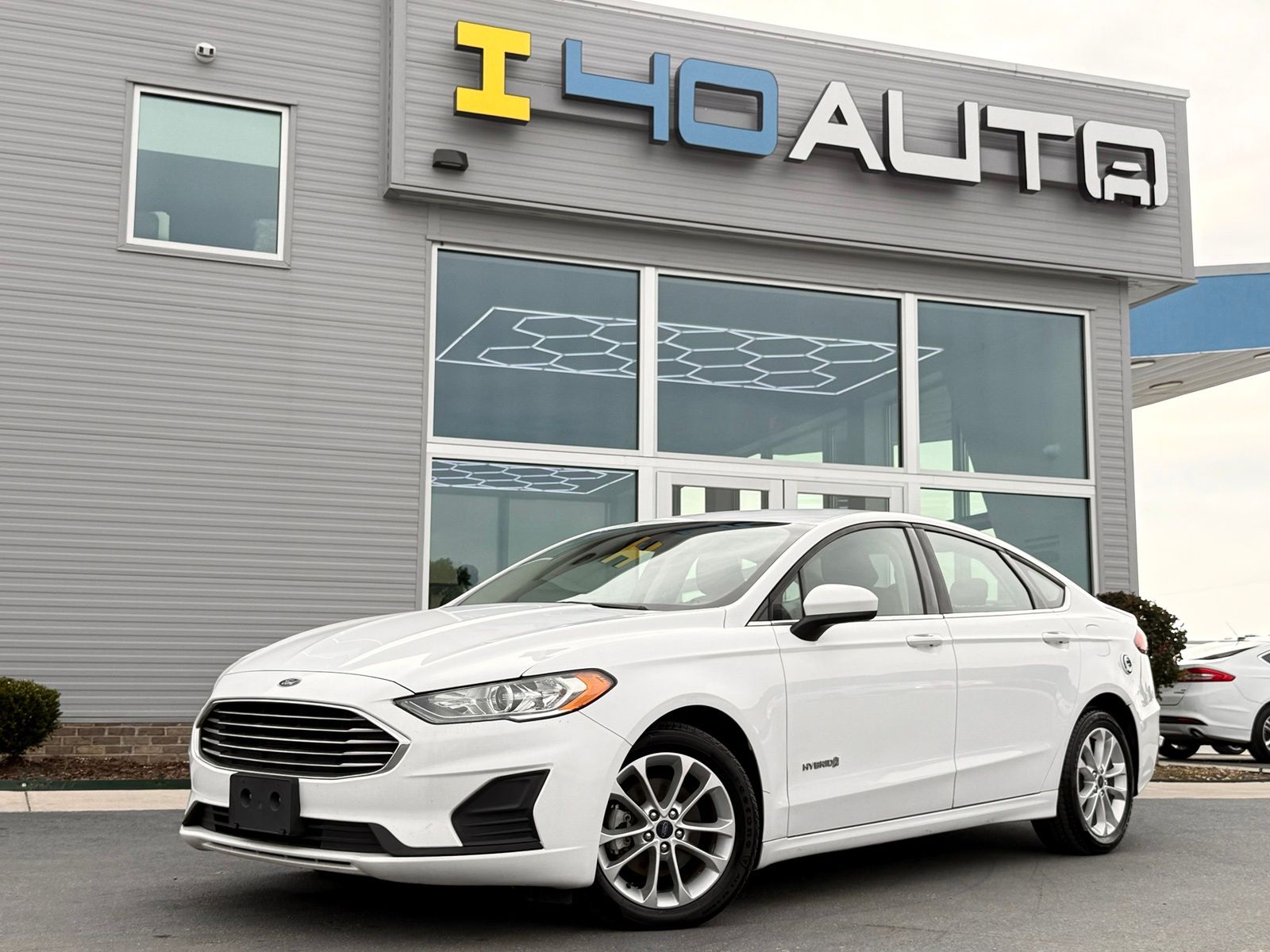 2019 Ford Fusion SE's photo
