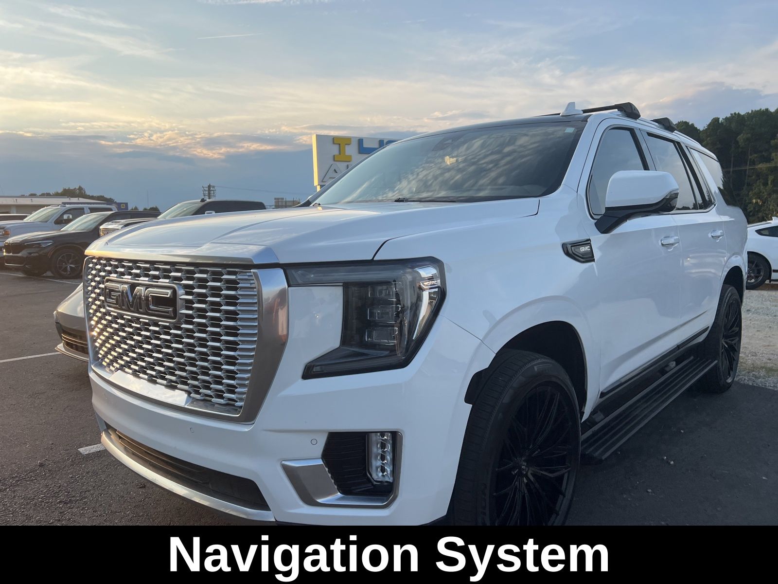 2021 Gmc Yukon Denali photo 2