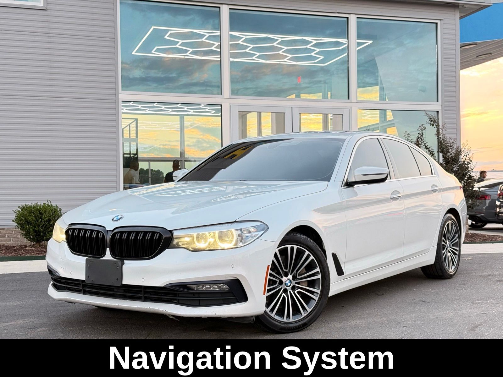 2018 Bmw 540i Sedan photo 2
