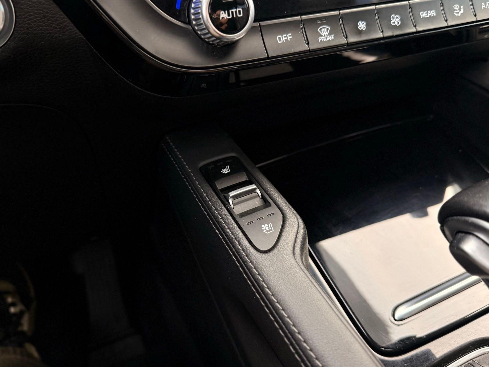 2022 Kia Telluride EX - Photo 35