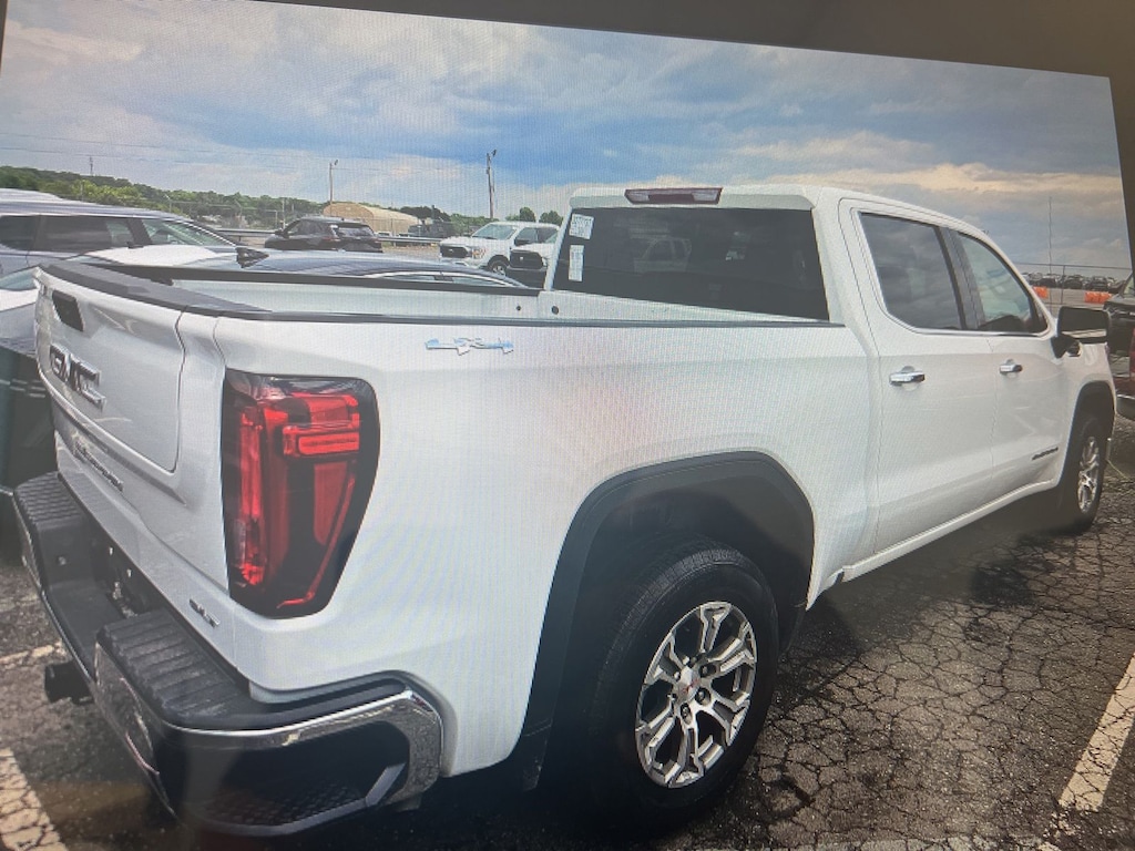 Used 2025 GMC Sierra 1500 SLT Truck