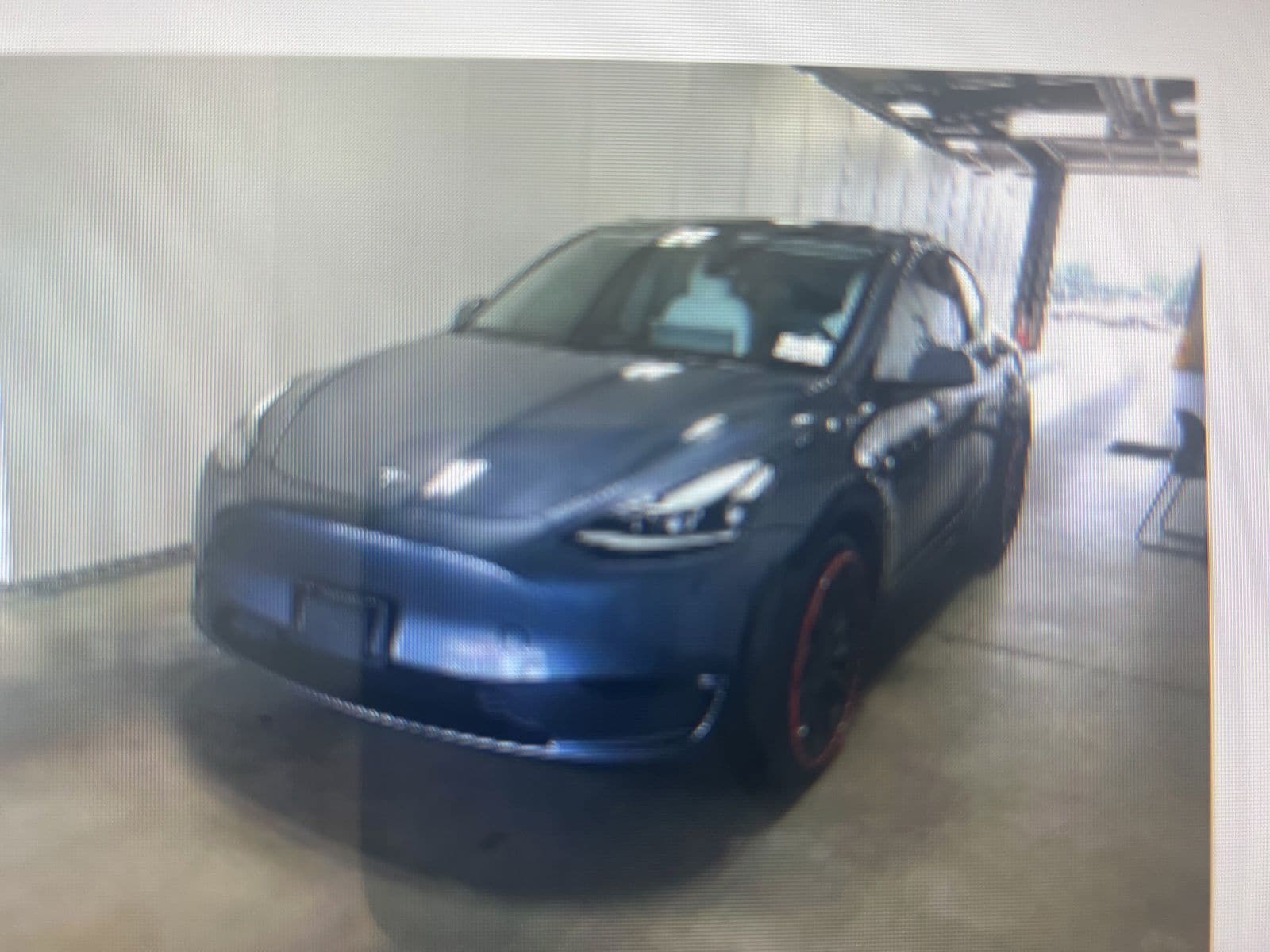 2022 Tesla Model Y's photo