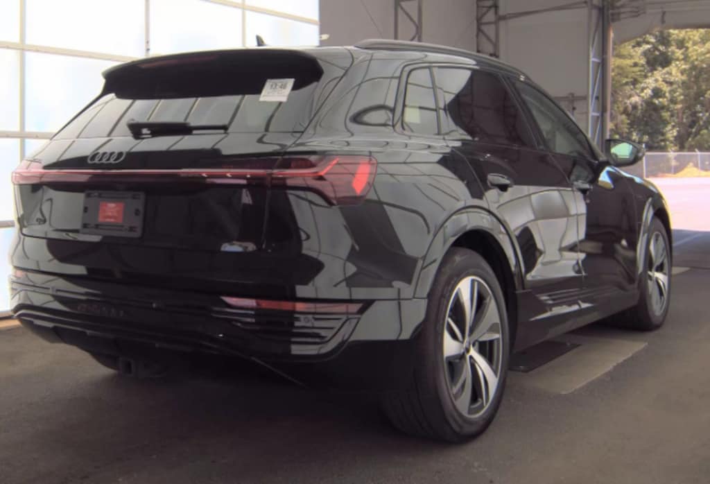 Used 2024 Audi Q8 e-tron Premium SUV