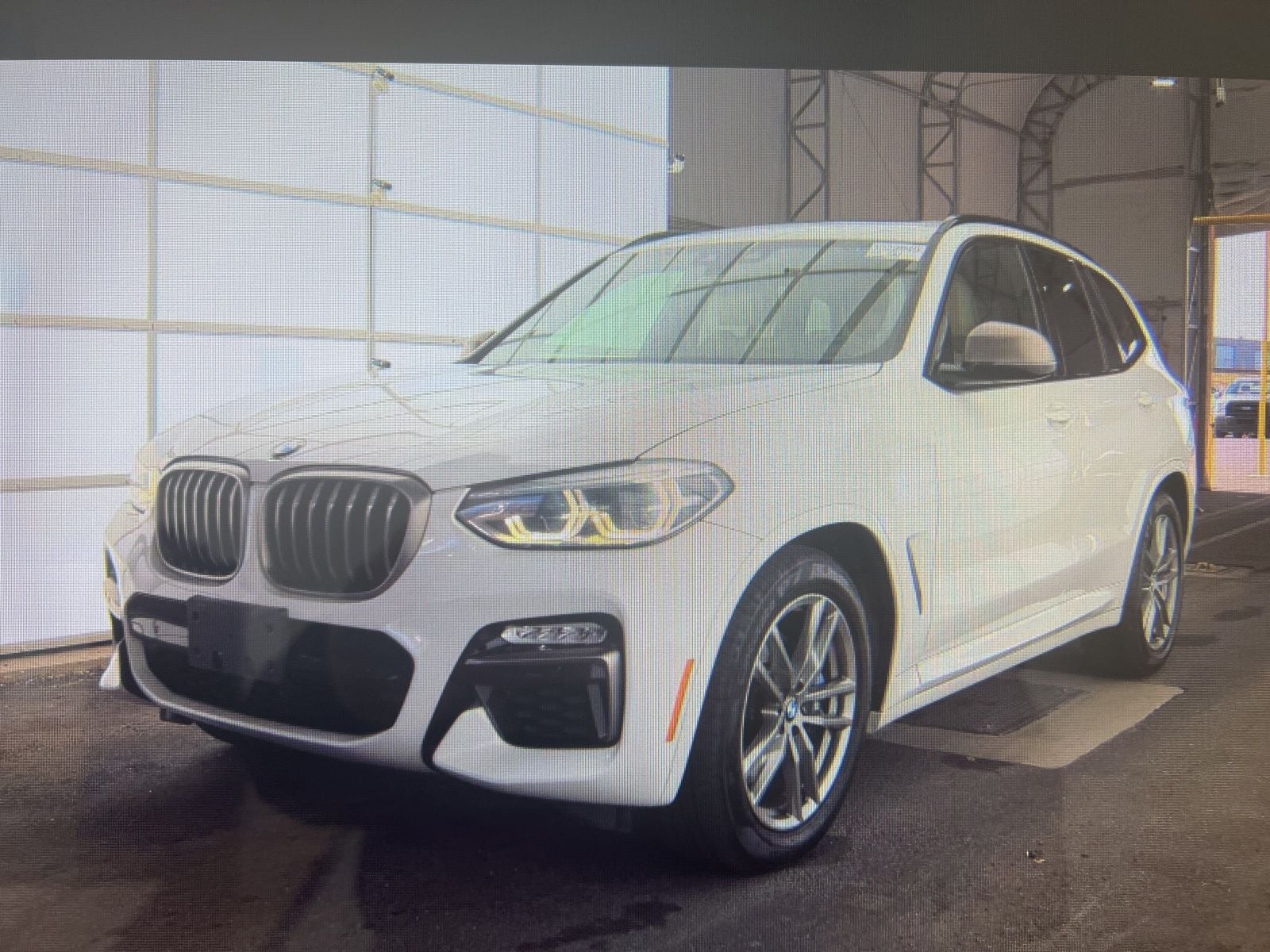 2019 BMW X3 40i's photo