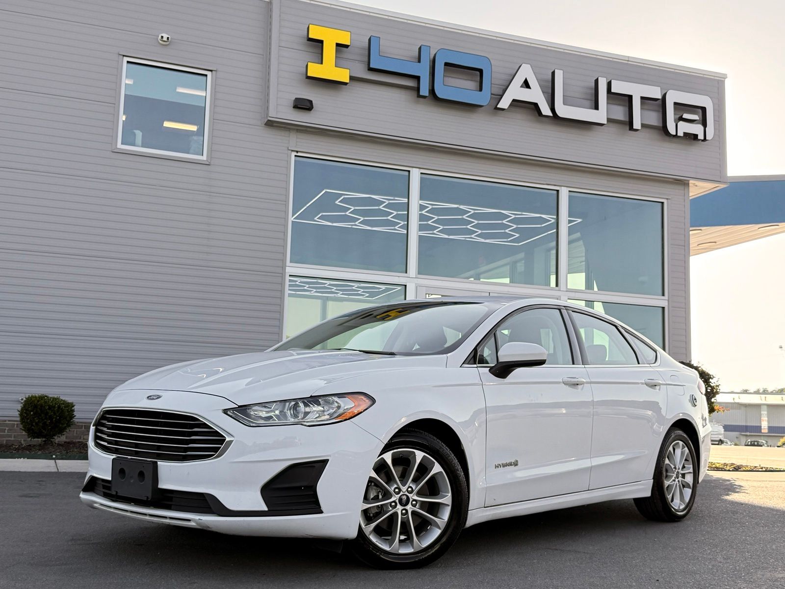 2019 Ford Fusion SE's photo