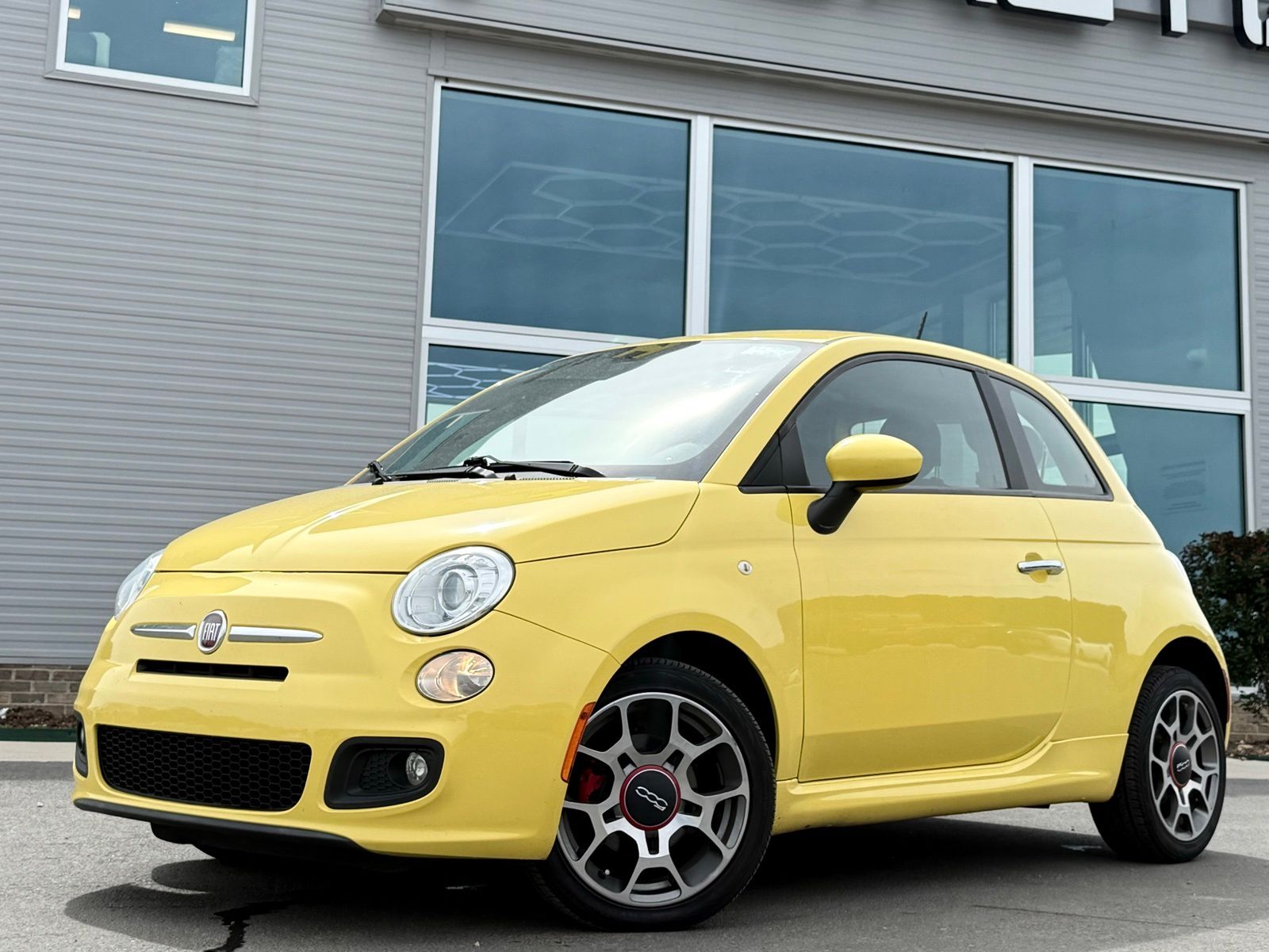 2013 FIAT 500 Sport's photo