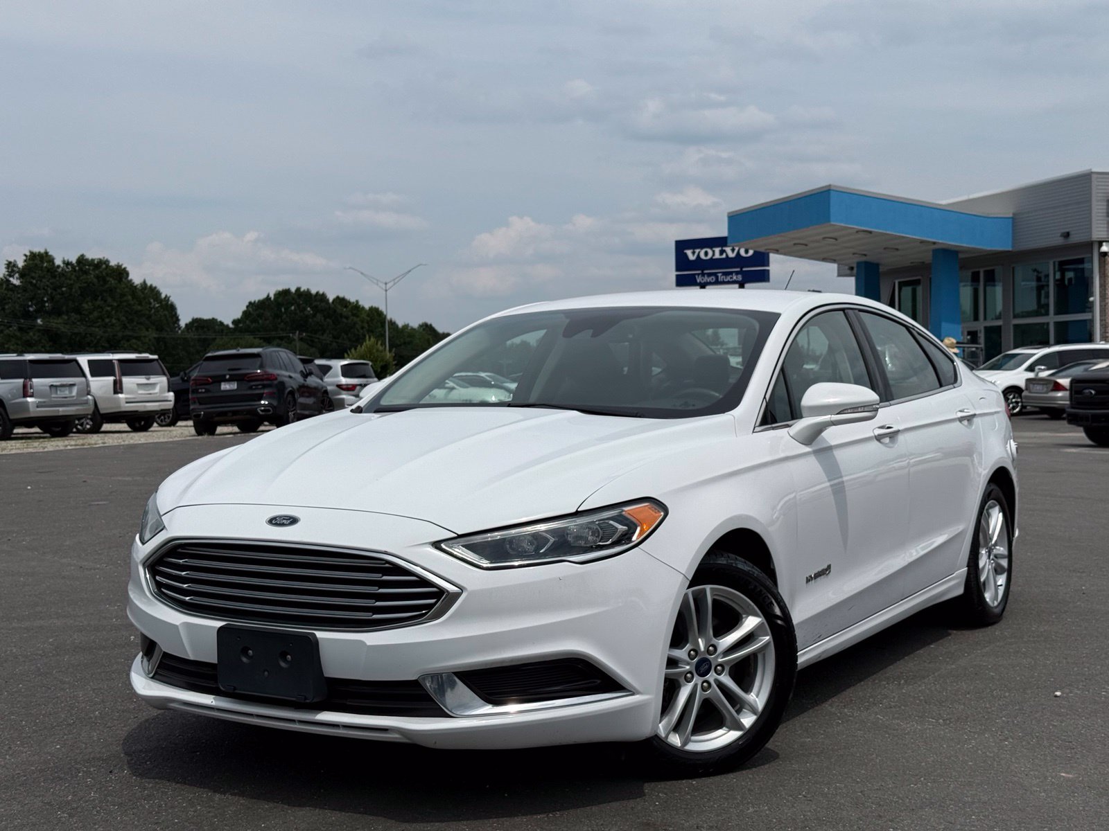Used 2018 Ford Fusion Hybrid SE Sedan