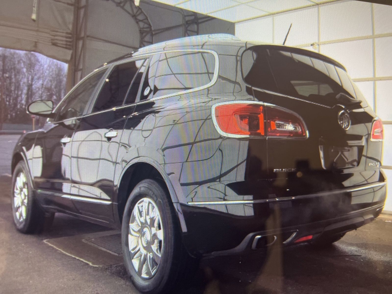 2017 Buick Enclave Leather photo 3