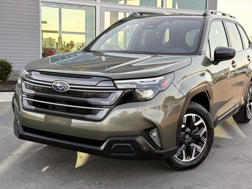 Used 2025 Subaru Forester Premium SUV
