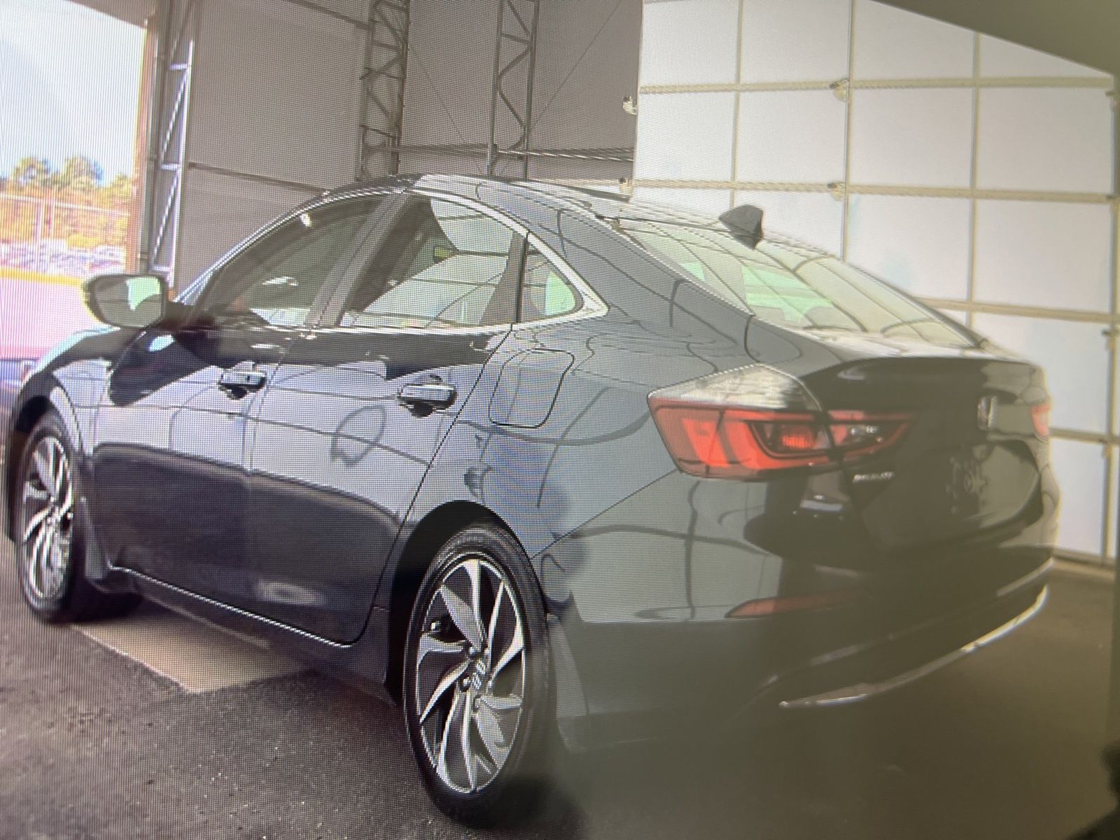 2021 Honda Insight Touring photo 3