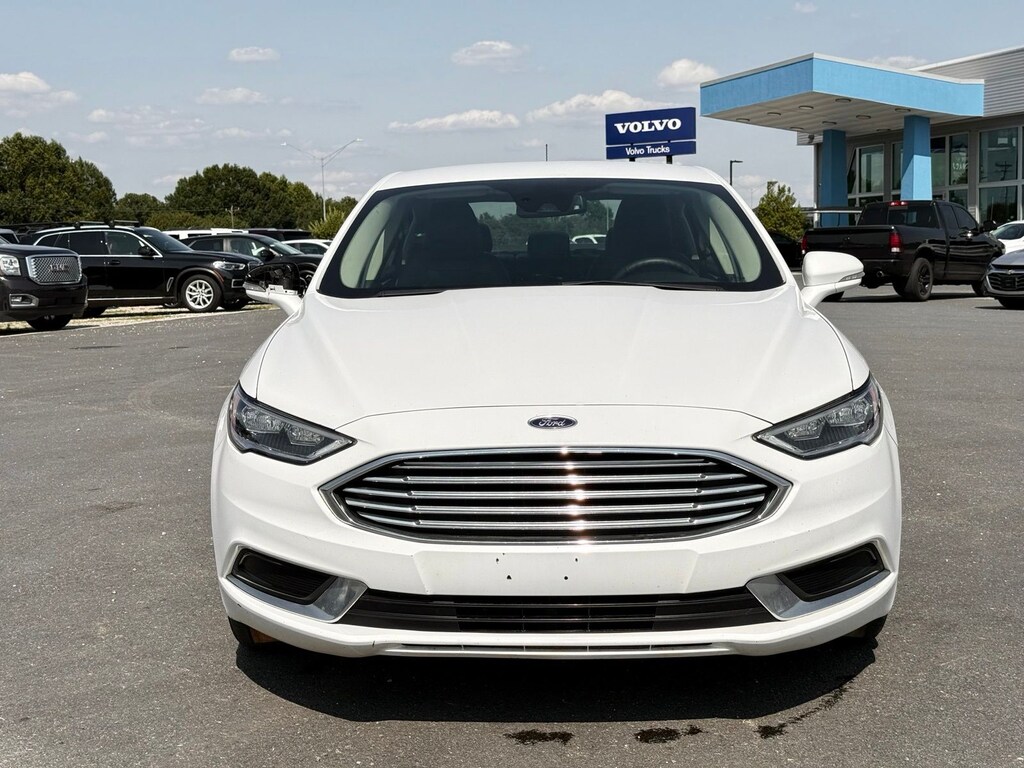 Used 2018 Ford Fusion Hybrid SE Sedan