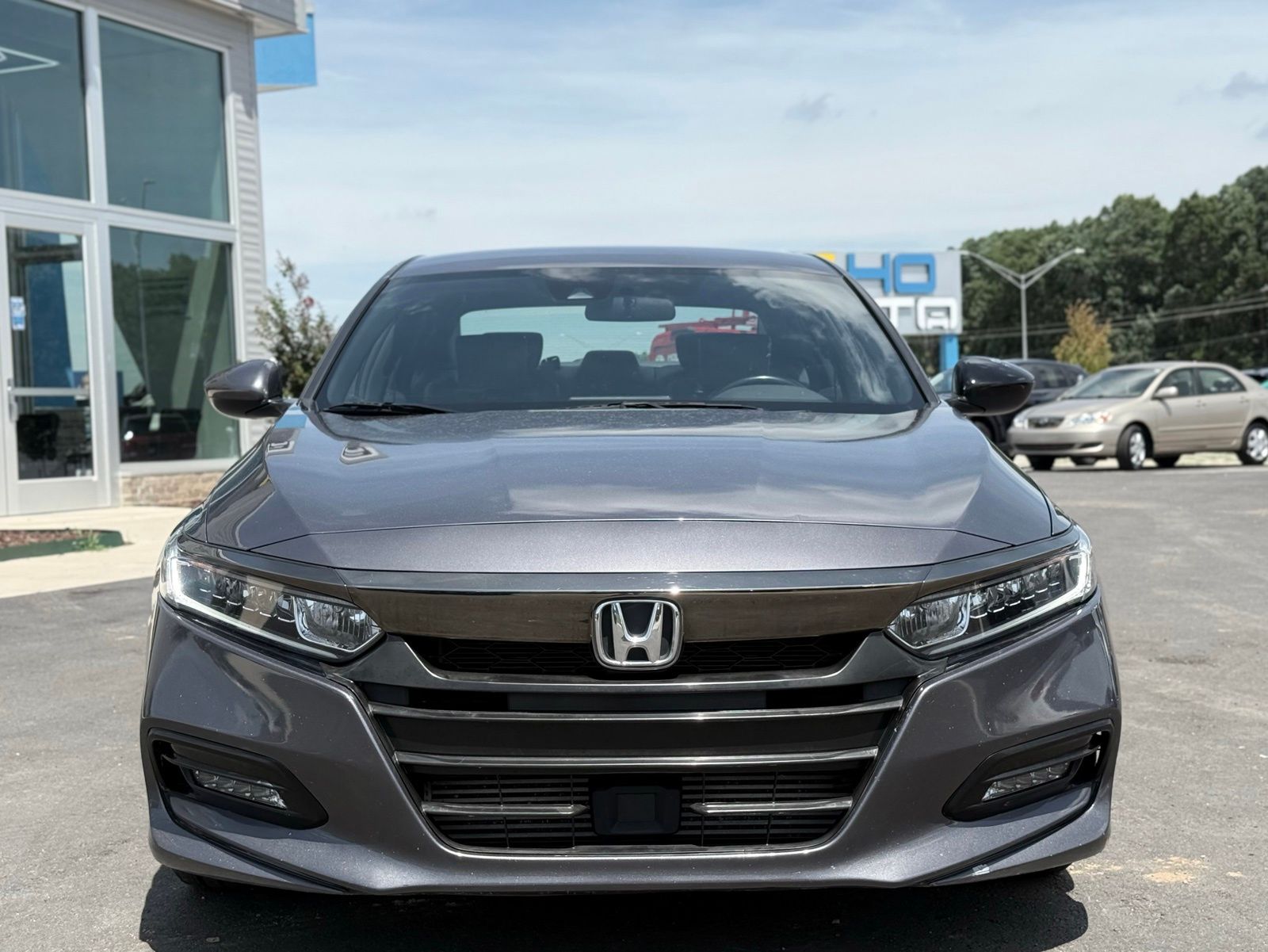 2020 Honda Accord Sport photo 2