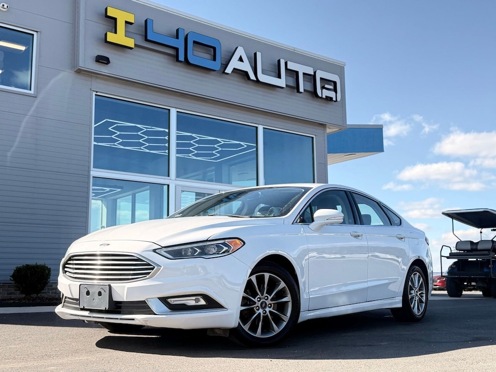 Used 2017 Ford Fusion Hybrid SE Sedan