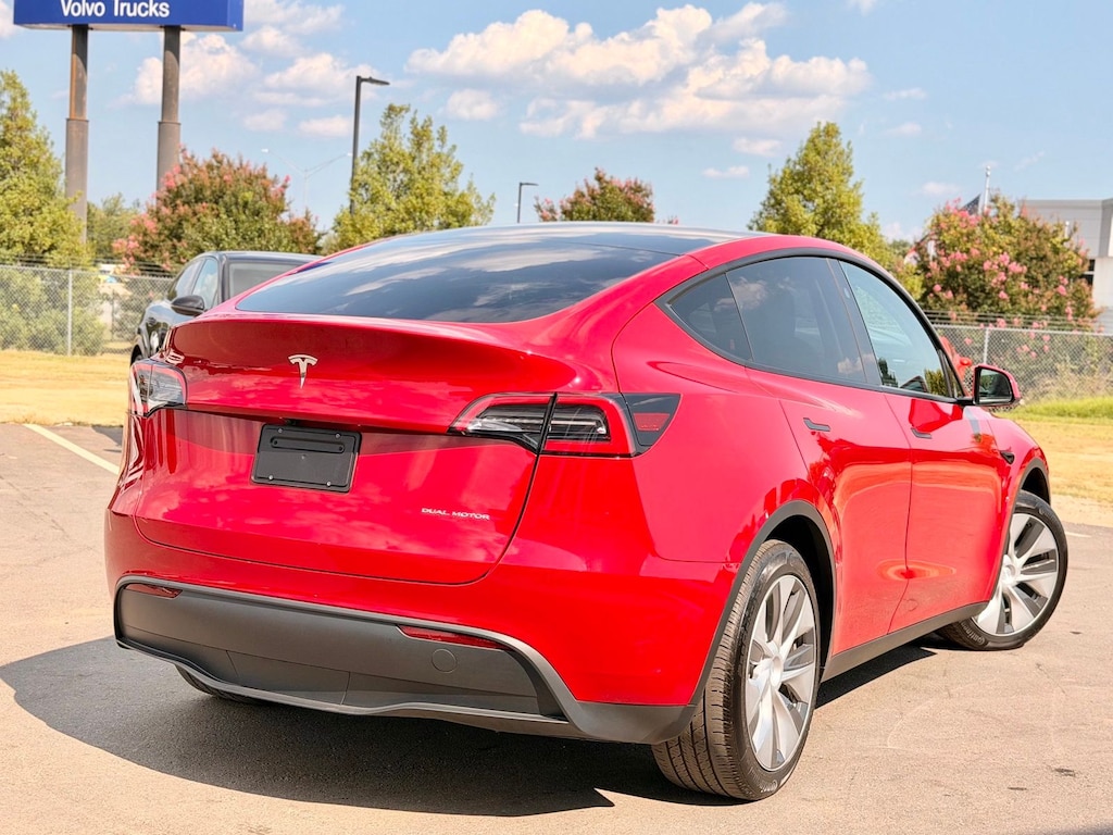 Used 2023 Tesla Model Y Long Range SUV