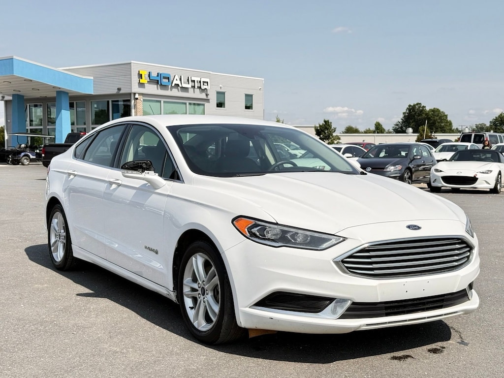 Used 2018 Ford Fusion Hybrid SE Sedan