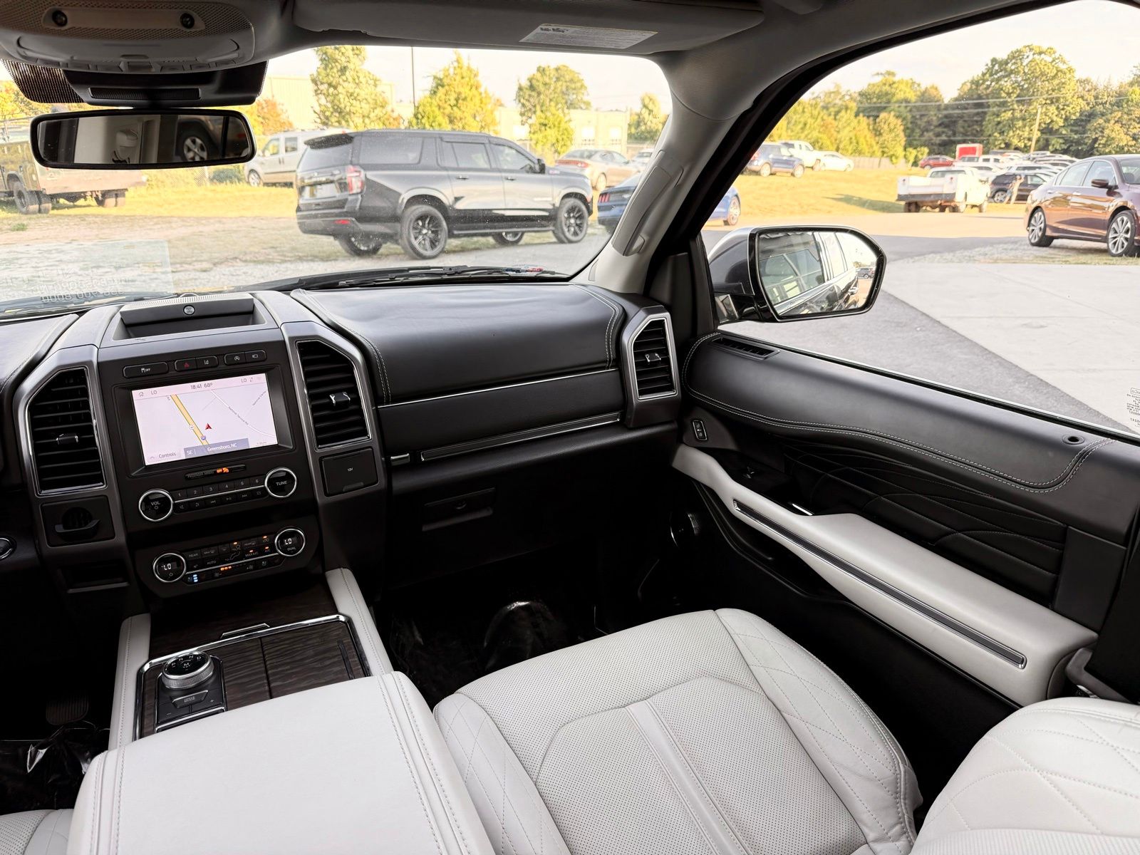 2020 Ford Expedition Platinum - Photo 30
