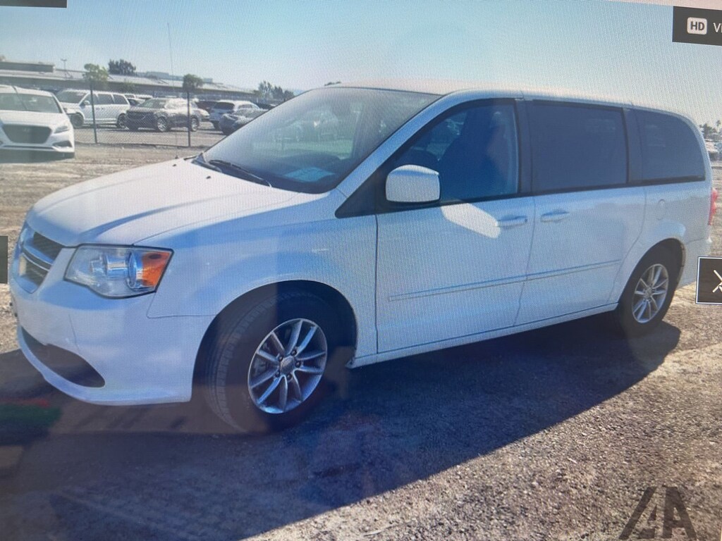 Used 2016 Dodge Grand Caravan SE Plus Minivan/Van