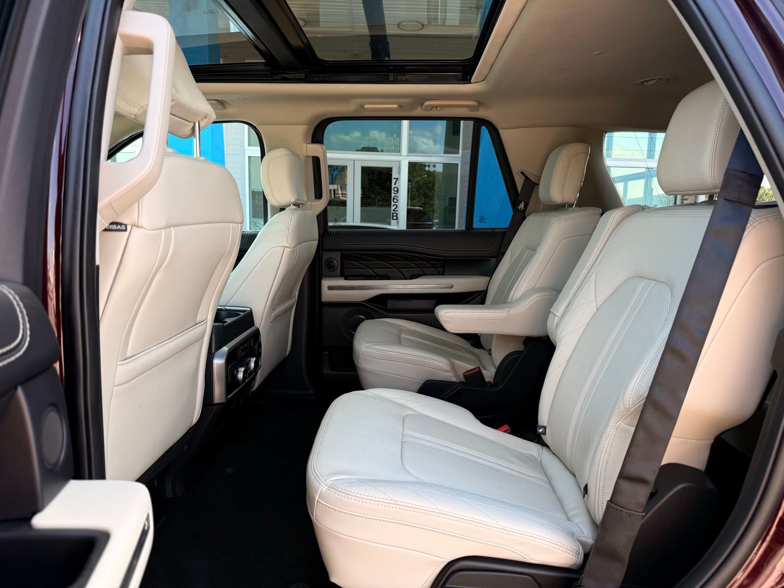 2020 Ford Expedition Platinum - Photo 20