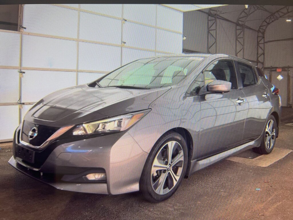 Used 2022 Nissan Leaf SV Hatchback