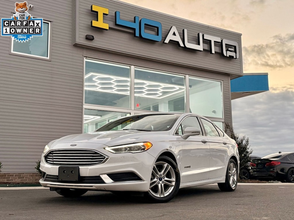 Used 2018 Ford Fusion Hybrid SE Sedan