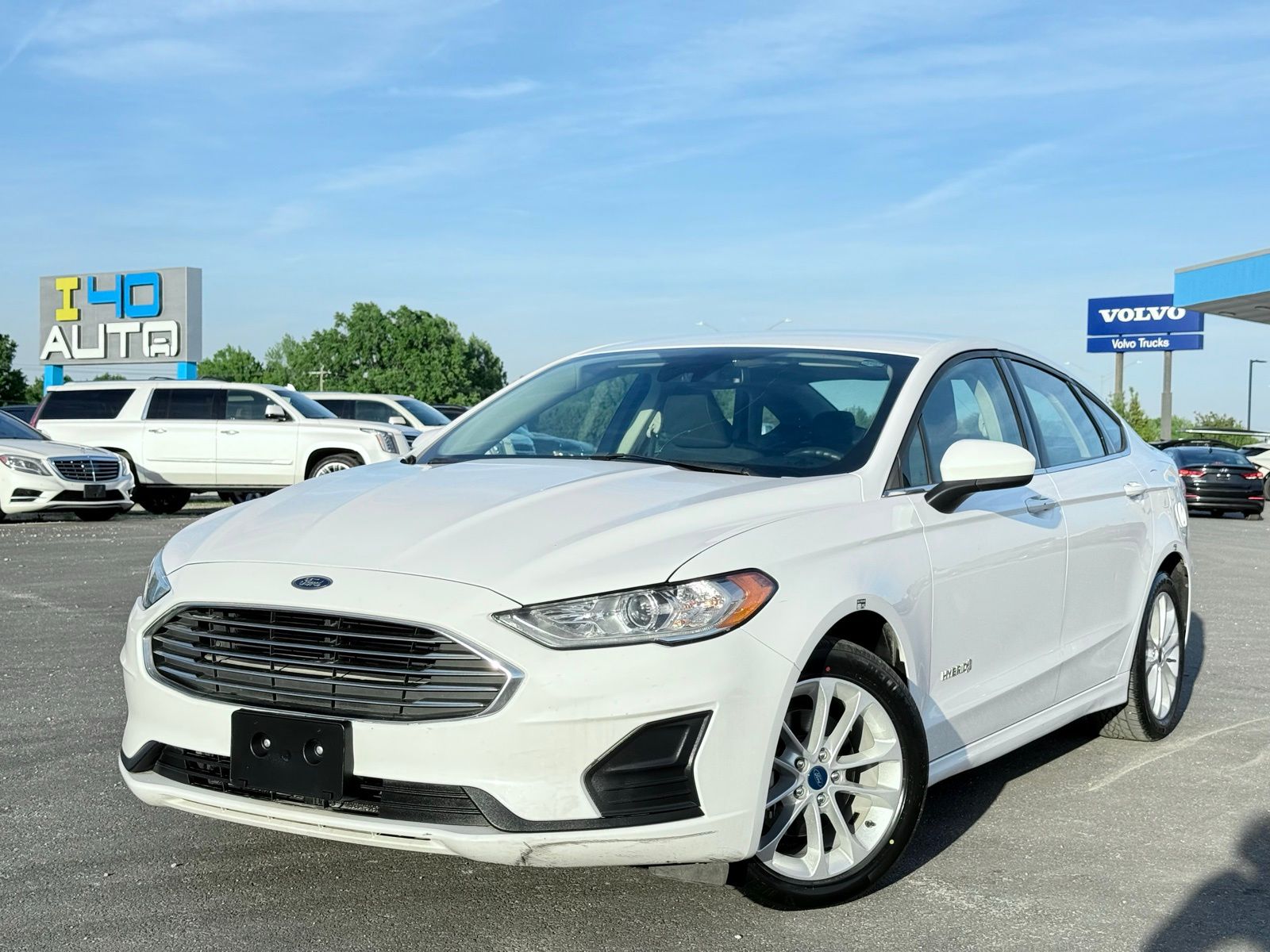 2019 Ford Fusion SE's photo