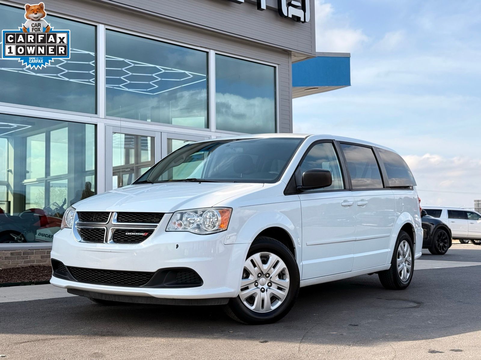 2016 Dodge Grand Caravan SE's photo