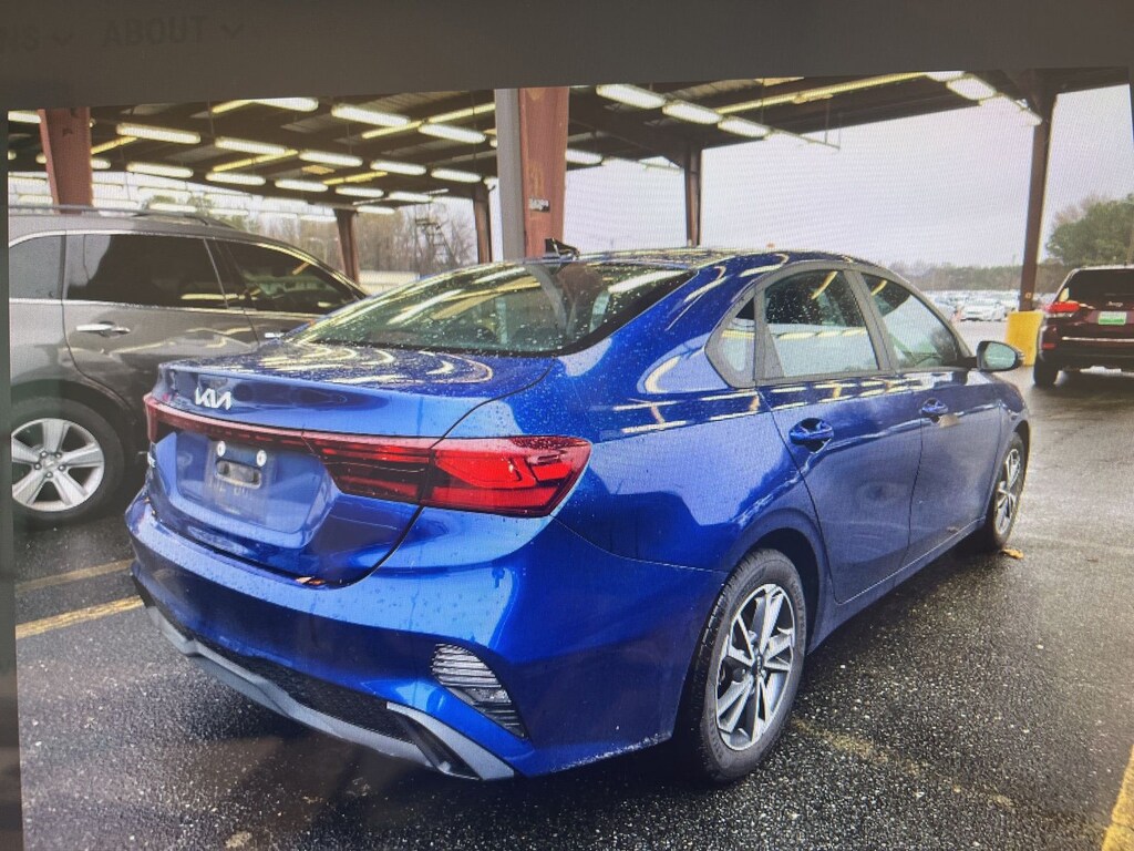 Used 2022 Kia Forte LXS Sedan