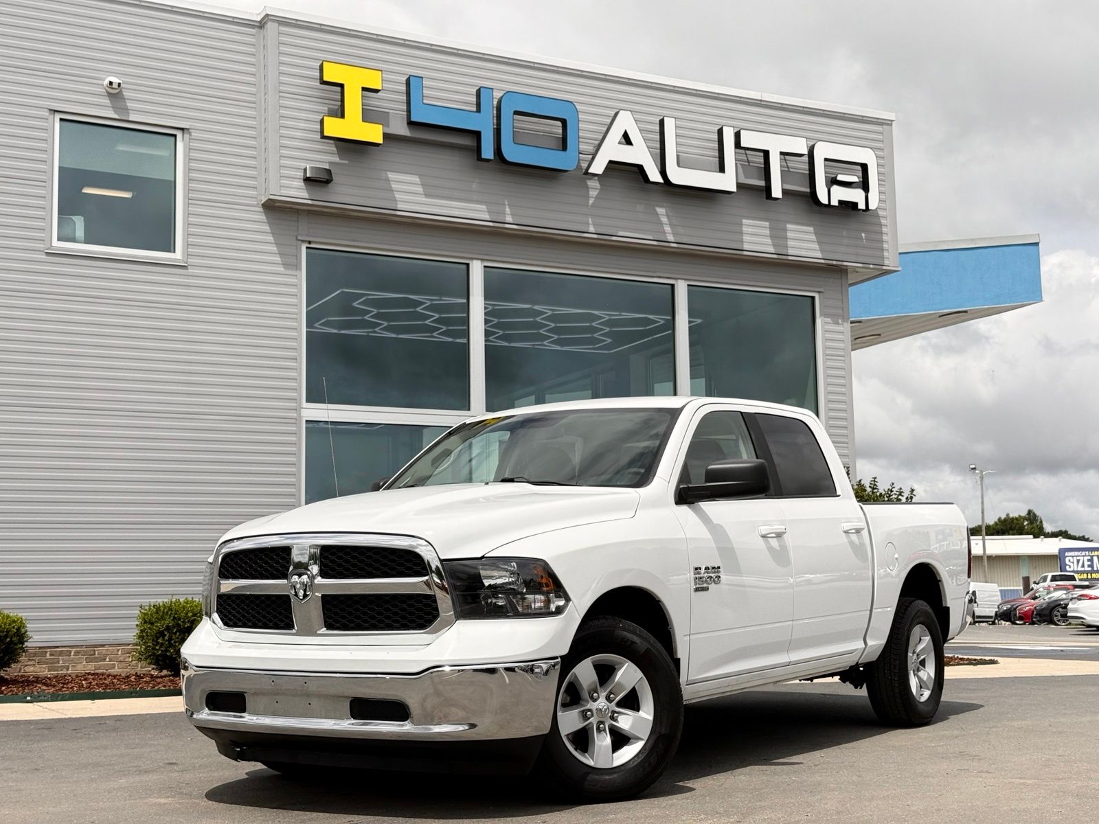 2021 RAM 1500 Classic SLT 4x4 Crew Cab 5'7's photo
