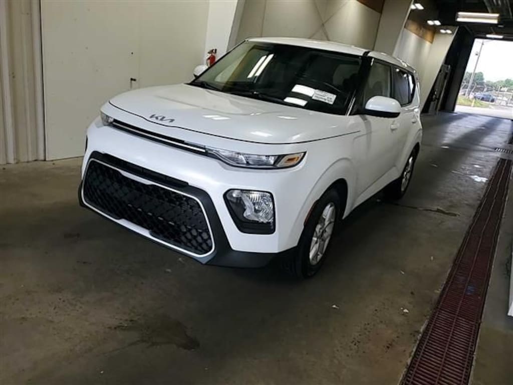 Used 2022 Kia Soul LX Hatchback
