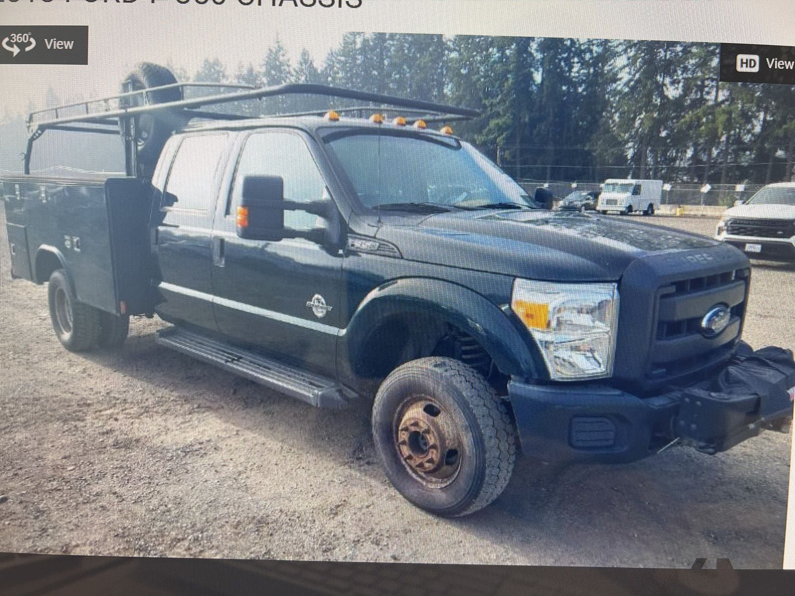 2013 Ford F-350 Super Duty Chassis Cab XL