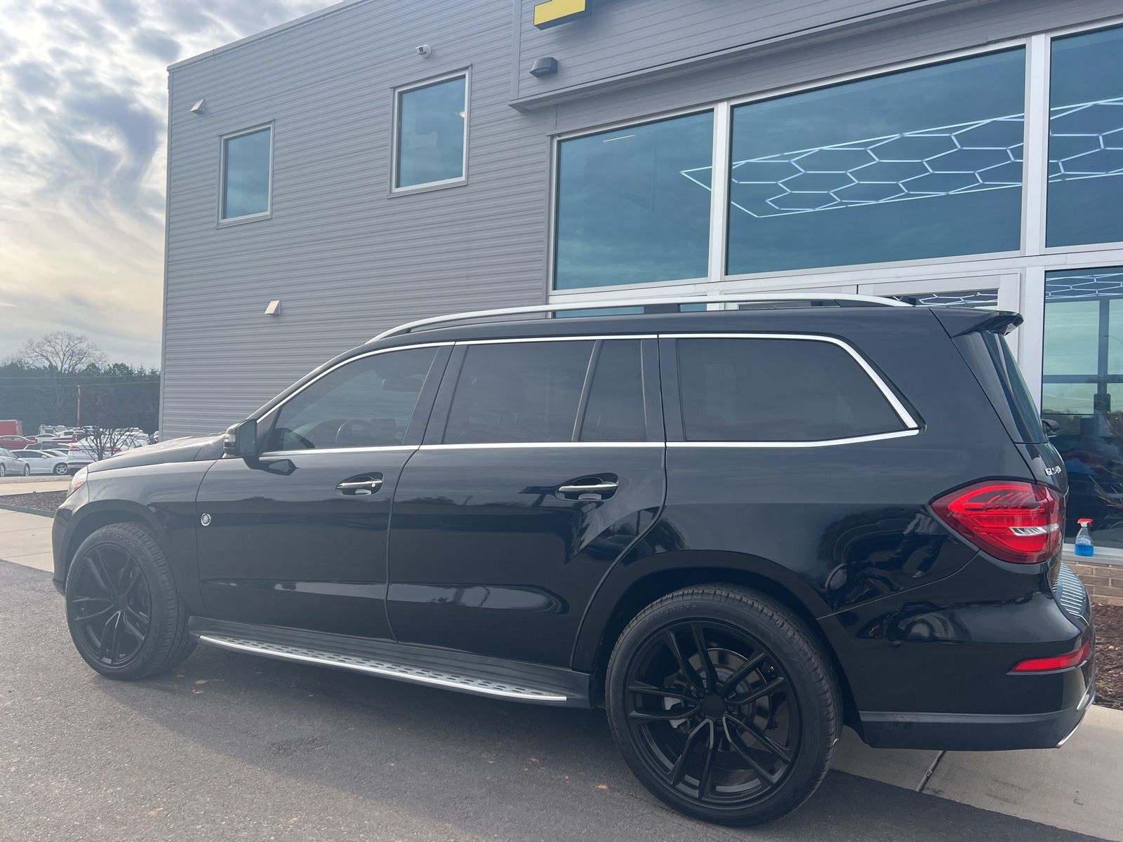 2018 Mercedes Benz GLS 450 photo 3