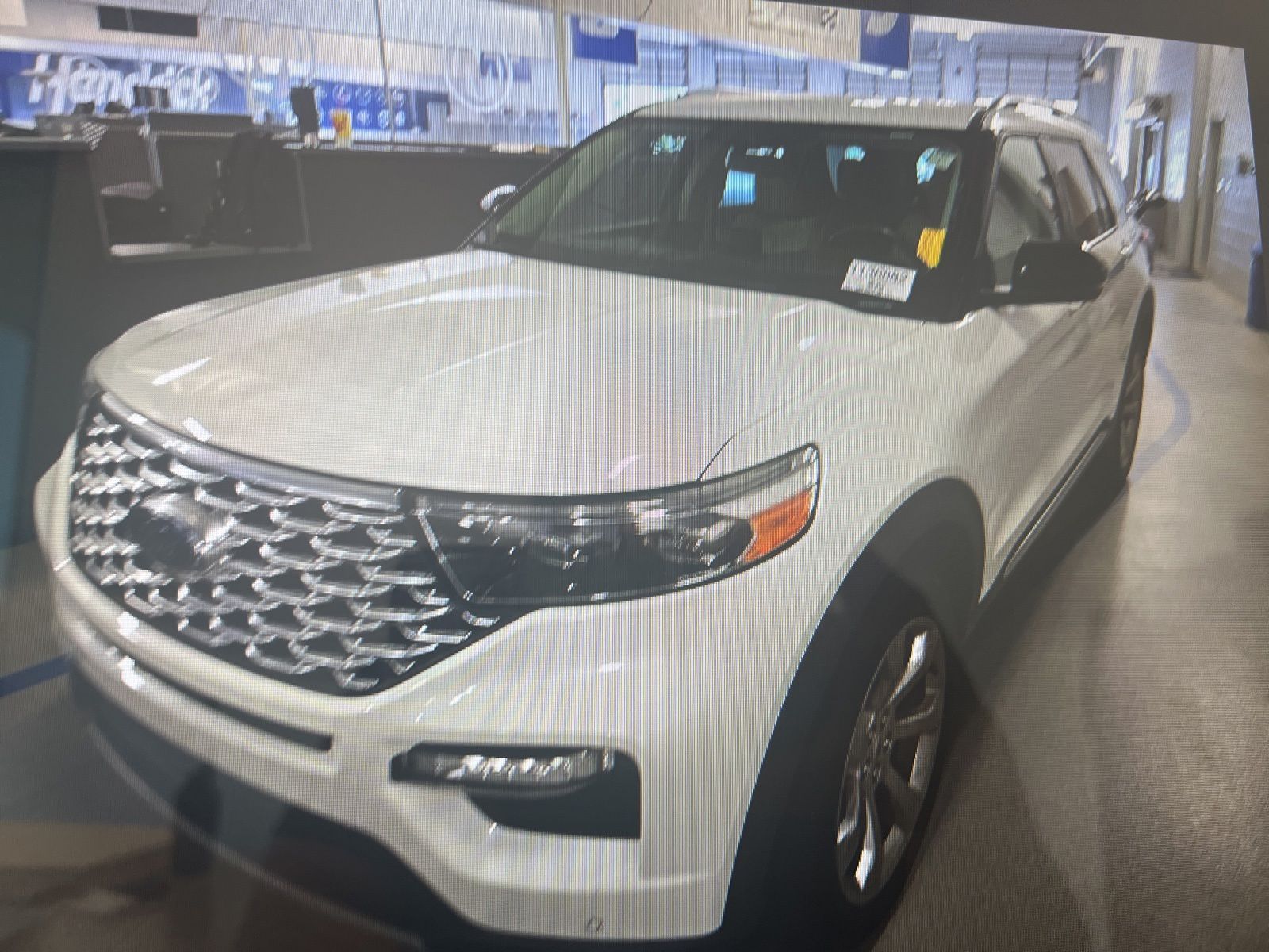 2020 Ford Explorer Platinum 4WD's photo