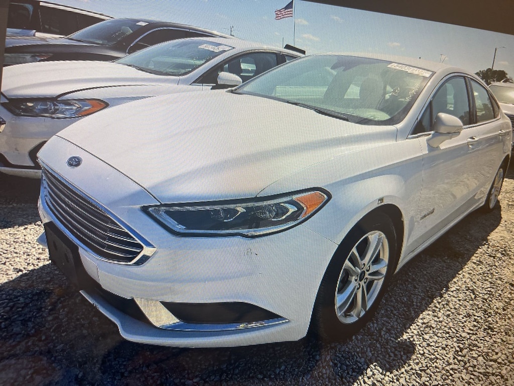 Used 2018 Ford Fusion Hybrid SE Sedan