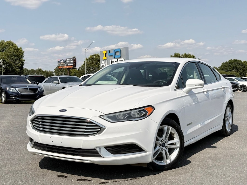 Used 2018 Ford Fusion Hybrid SE Sedan