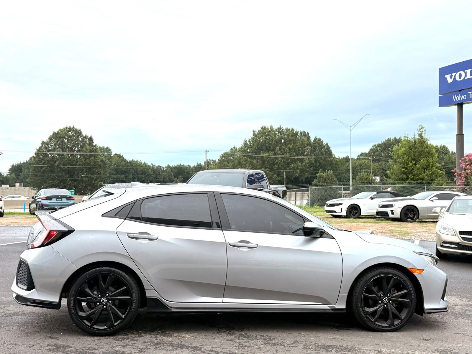 2019 Honda Civic Sport Hatchback photo 3