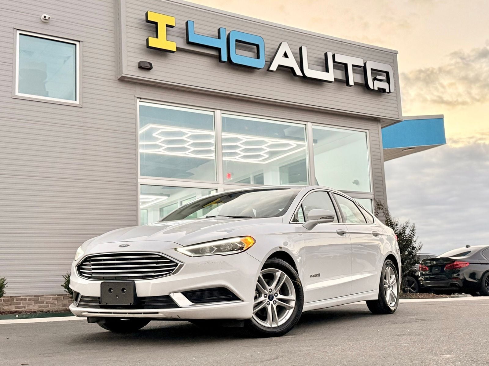 2018 Ford Fusion Hybrid SE's photo