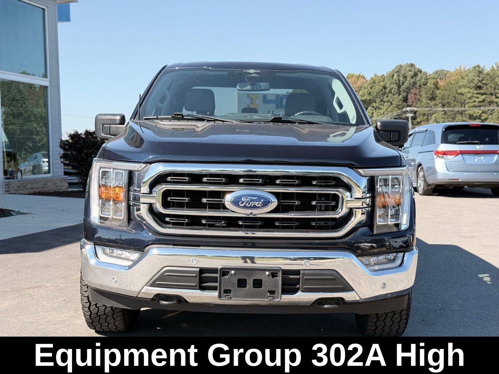 2023 Ford F-150 XLT photo 2