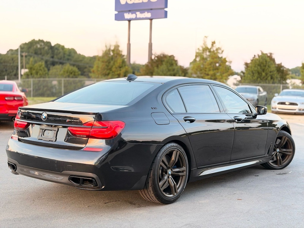 Used 2018 BMW 7 Series M760i Sedan
