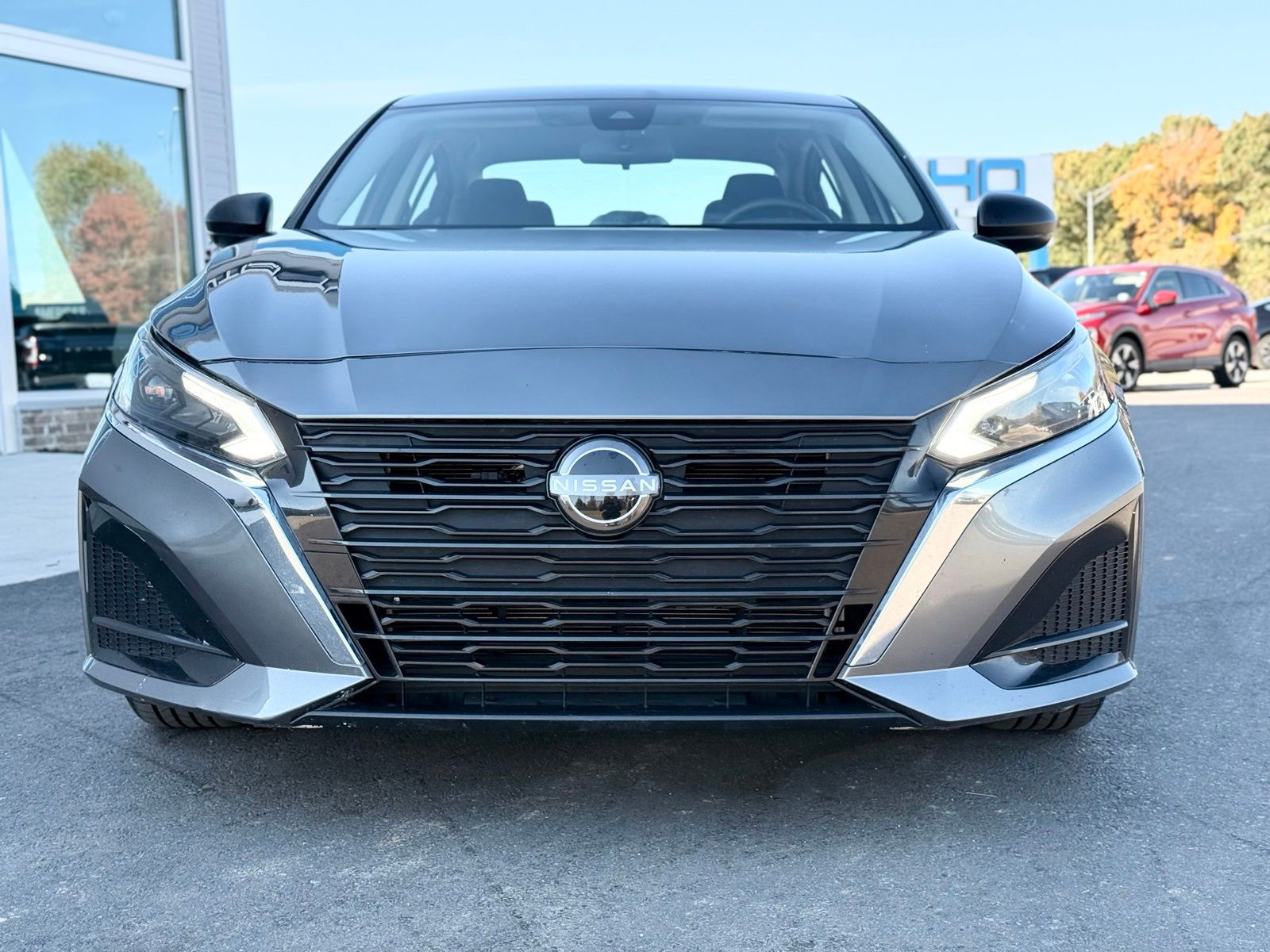 2024 Nissan Altima 2.5 SV photo 2