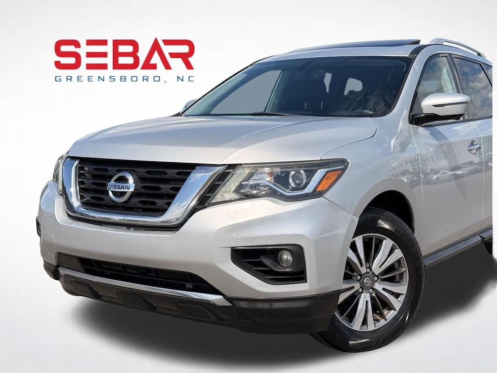 Used 2017 Nissan Pathfinder SL SUV