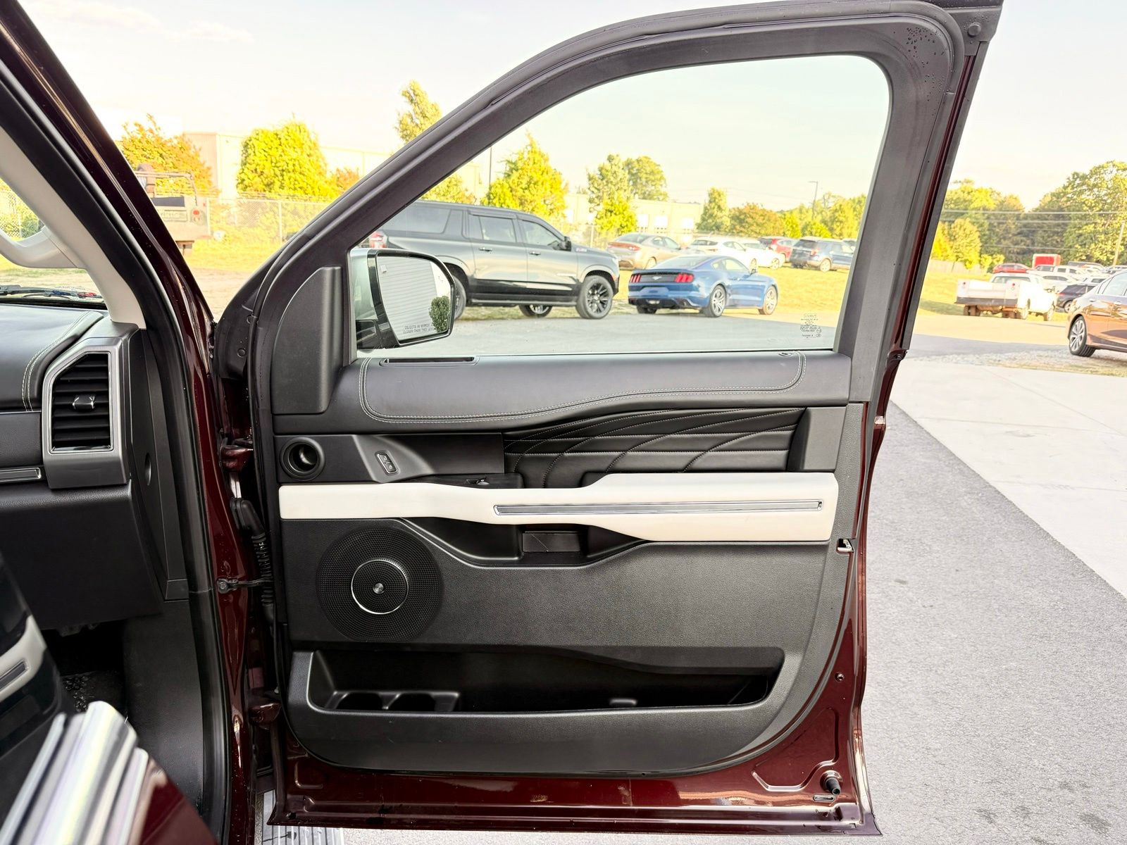 2020 Ford Expedition Platinum - Photo 27