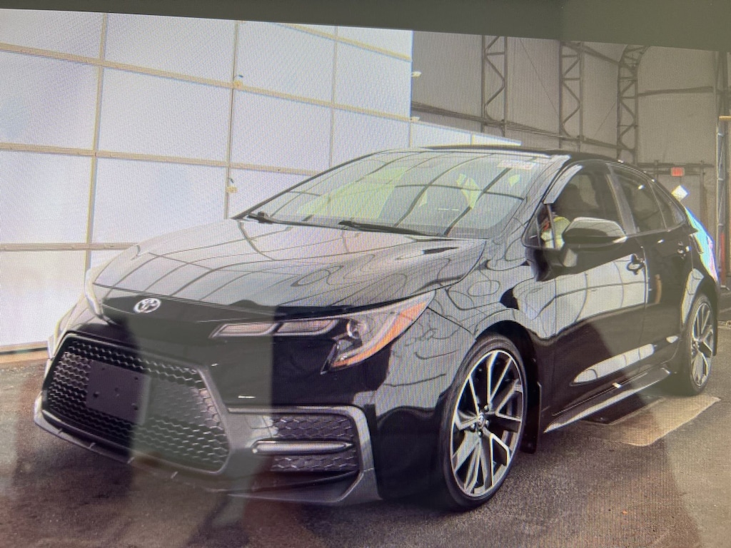 Used 2020 Toyota Corolla SE Sedan